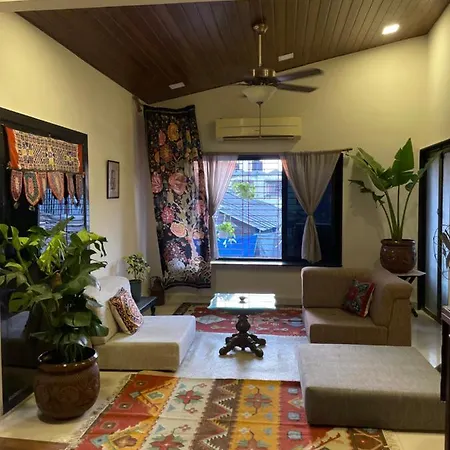 Bazaar House Apartment *