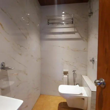 Rigga Kokilaben Dhirubhai Ambani Hospital Hotel 3*