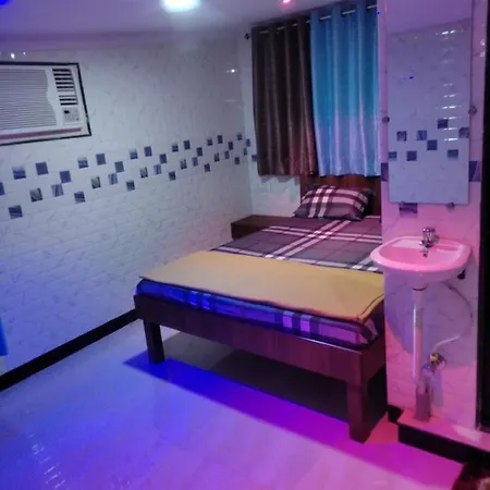 Madhu Palace Lodging Guest house