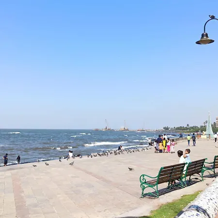 Homestay Seaview Bandra W Nr Taj Indian Women Only Mumbai