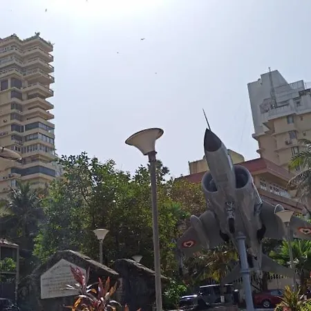 Seaview Bandra W Nr Taj Indian Women Only * Mumbai