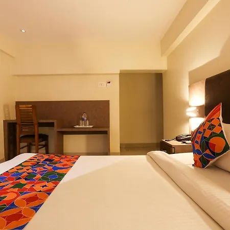 Via West - Nr International Airport 3* Mumbai