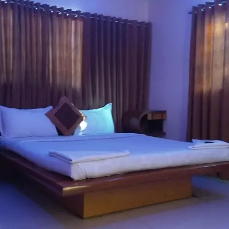 Agrawal Bhavan Budget Only For Indians Bed & Breakfast