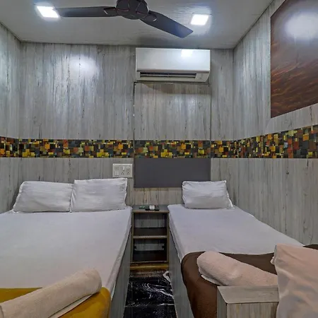 Oyo 72150 Capital Hotel Mumbai