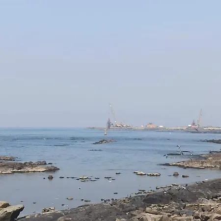 Homestay Seaview Bandra W Nr Taj Indian Women Only