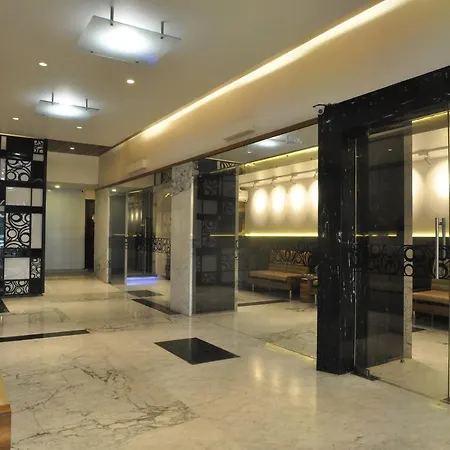 Diplomat, Colaba 3*