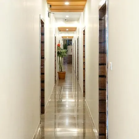 Hotel Royce Executive Near Us Consulate, Bandra Kurla Complex Mumbai