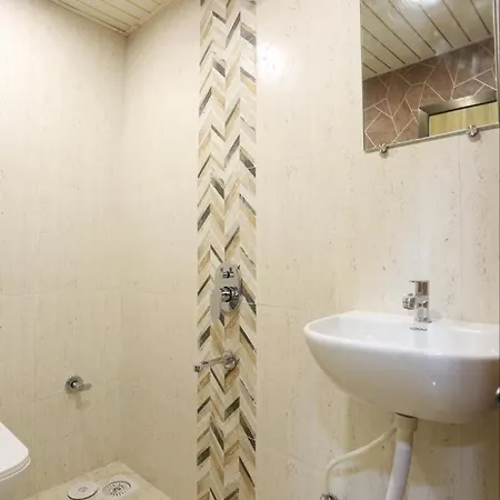 Crown Goregaon