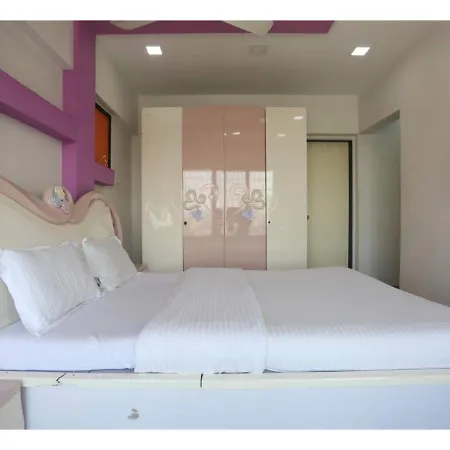 Apartment Pleasure Place Mumbai