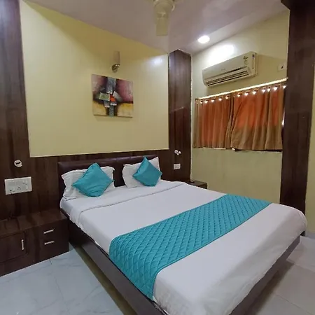 Hotel Amber-colaba 3*