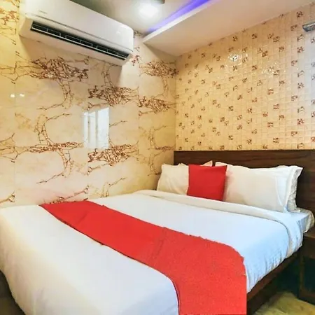 Hotel T-Junction Bkc Residency *