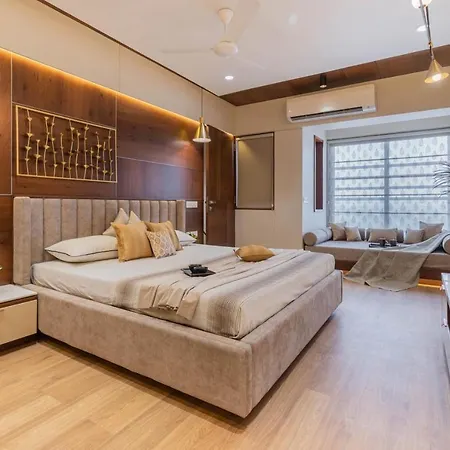 Lights Duplex Penthouse Apartment