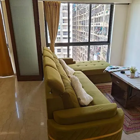 Apartment 1 Bhk In Bandra Kurla Annexe *