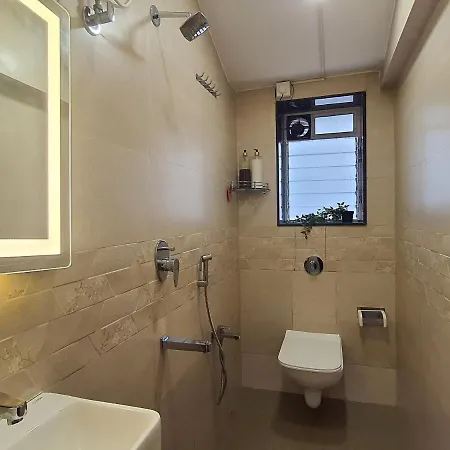 Osi Khar West Apartment