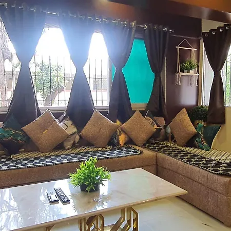 Osi Khar West Apartment *