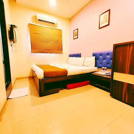 Amfahh - Andheri West Railway Station Hotel Mumbai