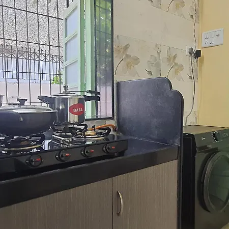 Osi Khar West Apartment