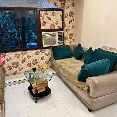 Spacious Luxury Flat *