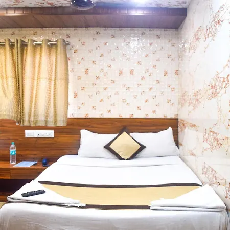 Hotel T-Junction Bkc Residency *