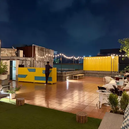Locomo Og - Work Eat Hostel *