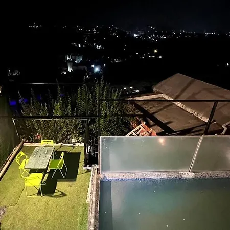 4 Star Lavish Villa *