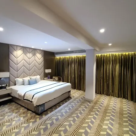 Hotel Highway Andheri East 3*