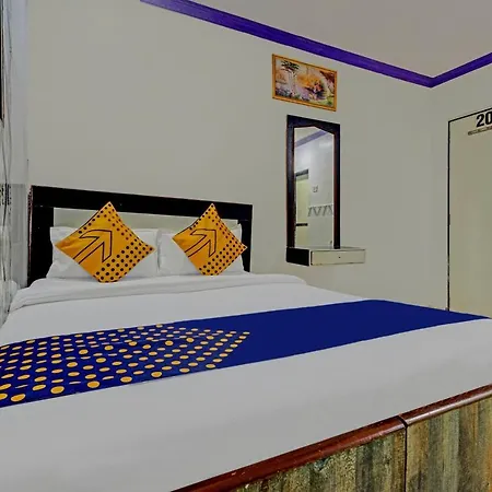 Spot On Grand Skylight Near Chhatrapati Shivaji International Airport Mumbai