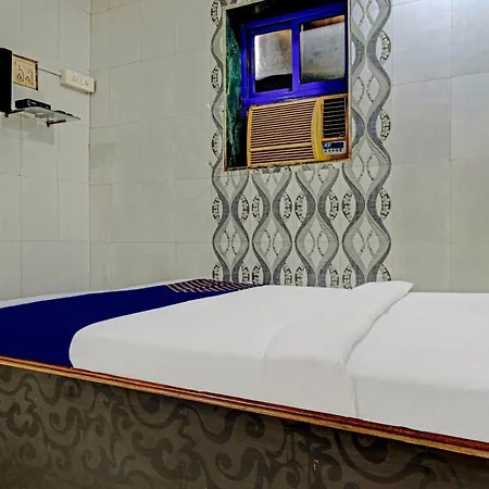 Spot On Grand Skylight Near Chhatrapati Shivaji International Airport Hotel 2*