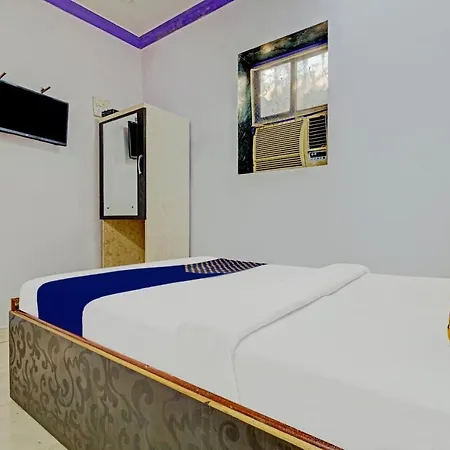 Spot On Grand Skylight Near Chhatrapati Shivaji International Airport Hotel 2*