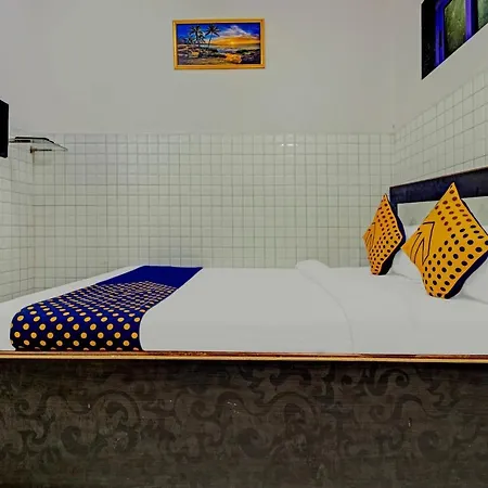 Spot On Grand Skylight Near Chhatrapati Shivaji International Airport Mumbai