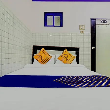 Spot On Grand Skylight Near Chhatrapati Shivaji International Airport Hotel Mumbai