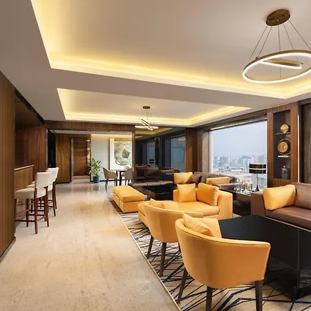 Hotel Courtyard By Marriott International Airport 5*