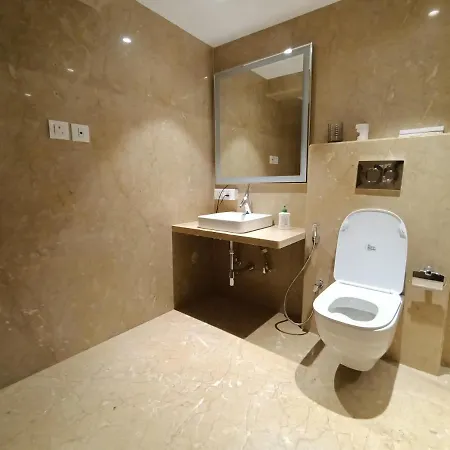 Hotel Highway Andheri East 3*