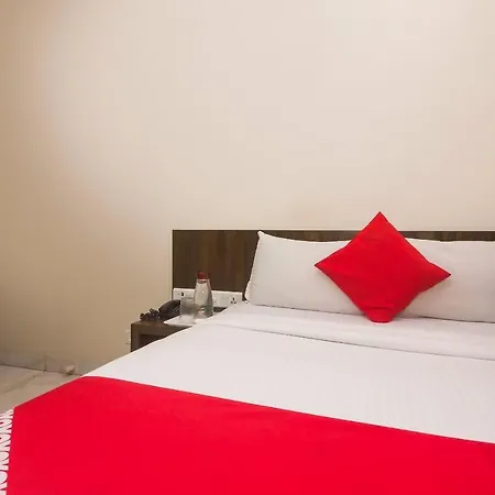 Hotel Capital O Pearl Near Us Embassy Mumbai
