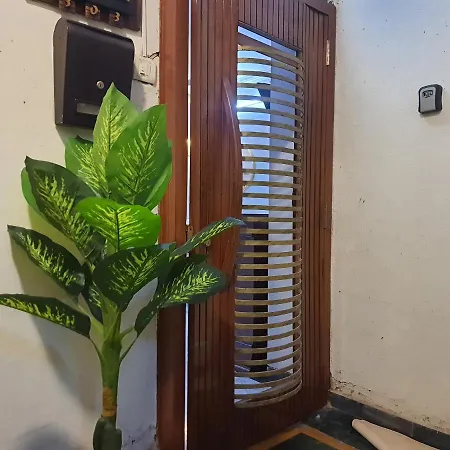Apartment Osi Perry Cross Bandra West