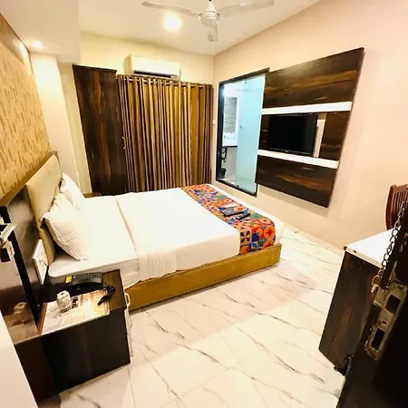 Hotel Embassy Park - Bkc 2*