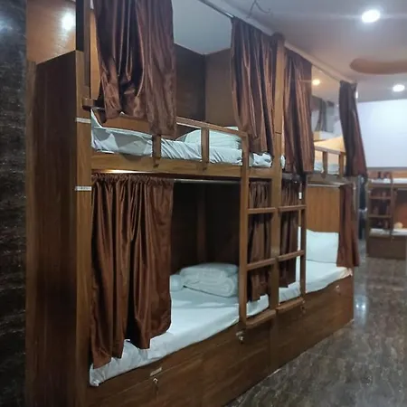 Crystalinn And Mumbai