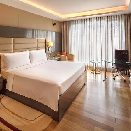 Jw Marriott Sahar Airport Hotel 5*