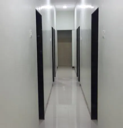 Sanjary Hotel *