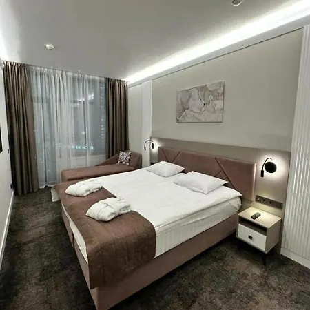 Bed & Breakfast Friend And Family Mumbai