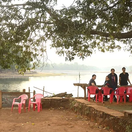 Z-bac Adventure Resort *