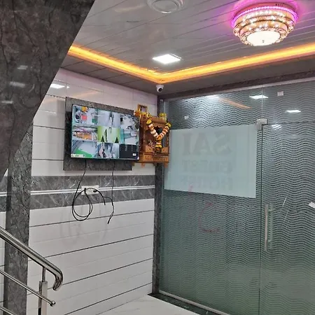 Guest house Sai Plaza, Chembur