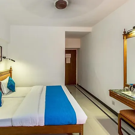 Zo Juhu Hotel 3*