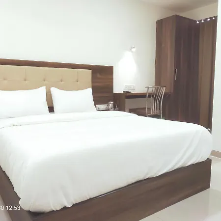 Precious Pearl Hotel Mumbai