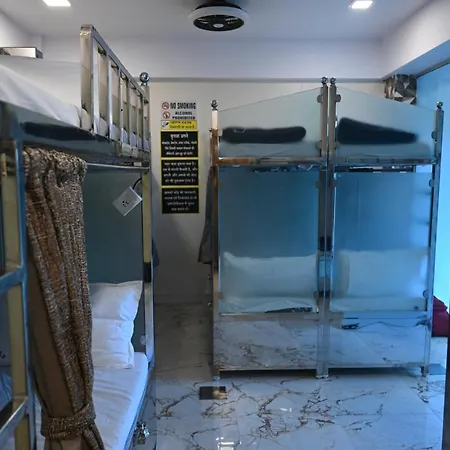 Sagar Andheri - Nearest To Andheri Railway Station West Capsule hotel Mumbai