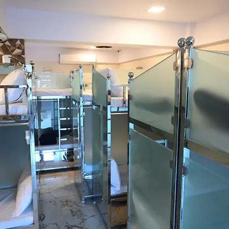 Sagar Andheri - Nearest To Andheri Railway Station West Capsule hotel *