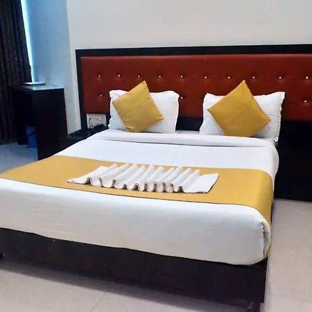 Hotel The 2*