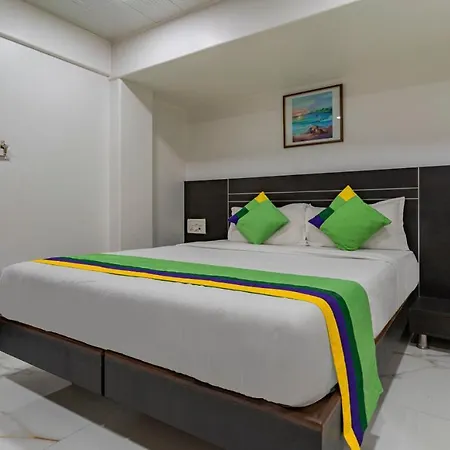 Hotel Treebo Atithi Malad Mumbai