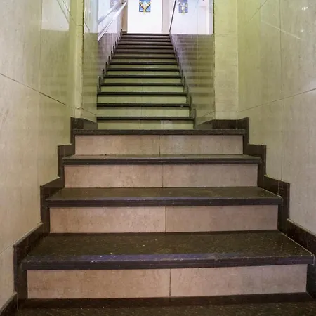 Hotel Treebo Atithi Malad Mumbai
