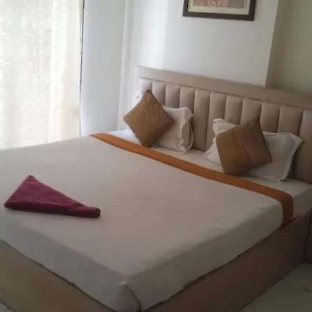 Bed & Breakfast Shree Laxmi Residency, South Mumbai, Byculla West Mumbai